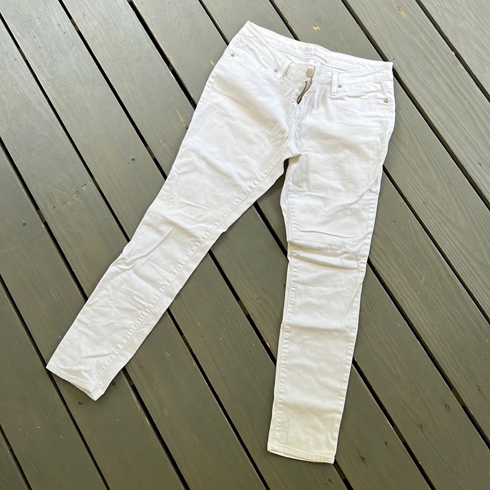 No Boundaries- White Pants